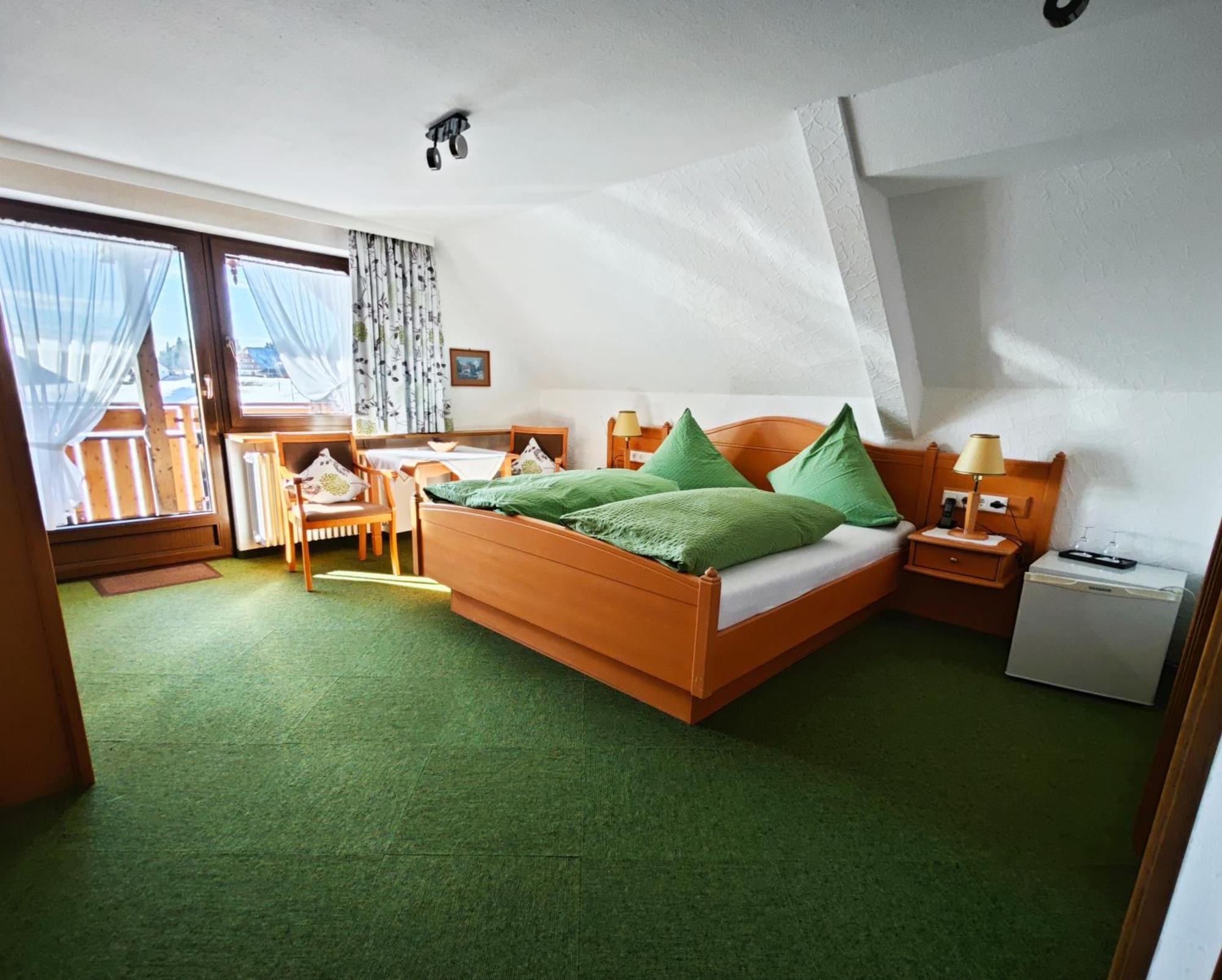 Cafe-Pension Feldbergblick Titisee-Neustadt Exteriör bild